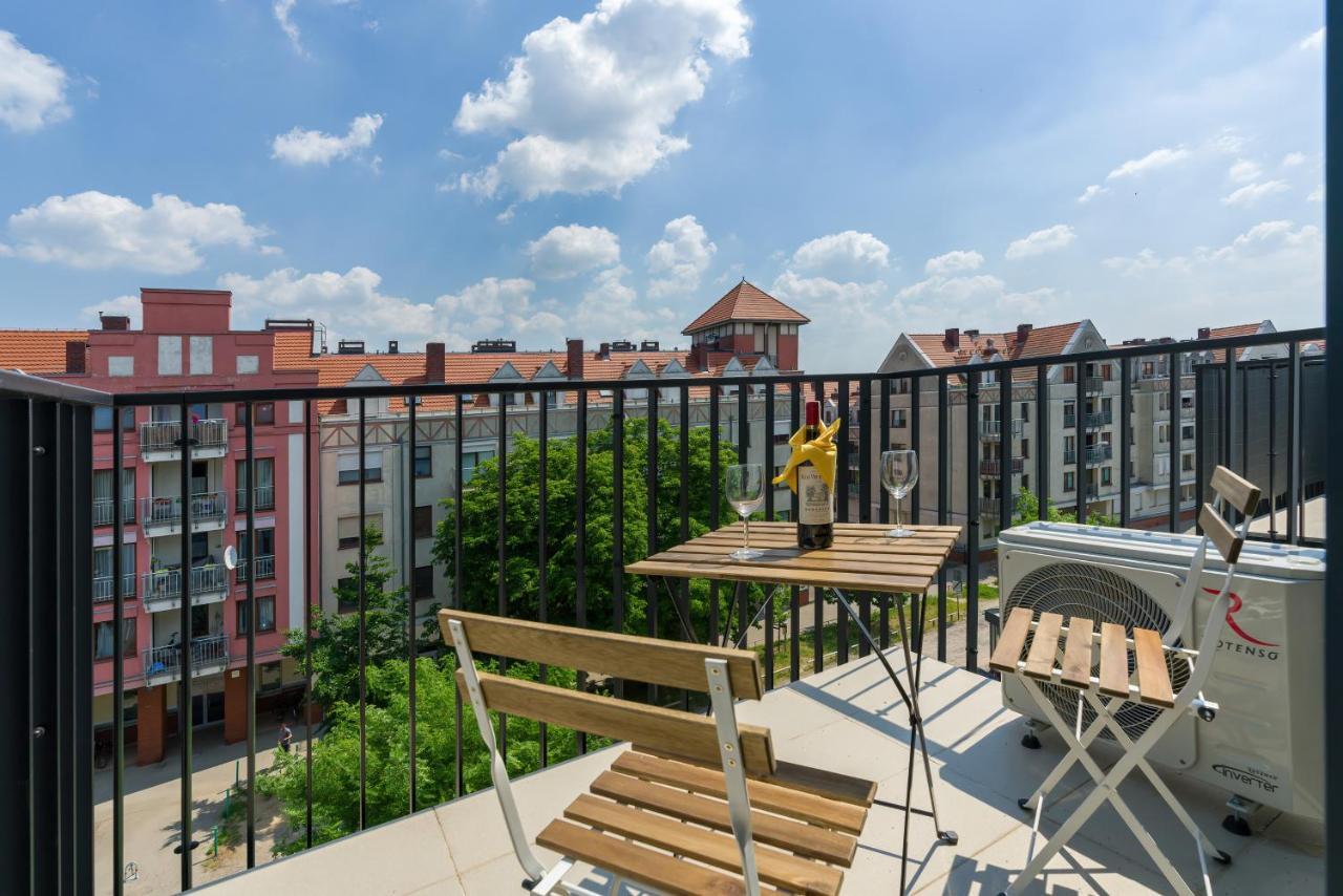Apartments City View Garbary By Noclegi Renters Poznań Buitenkant foto